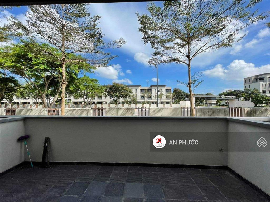 Bán nhà phố big khu compound swanpark 107,1m2 giá tốt đầu tư đón vđ3 và sân bay