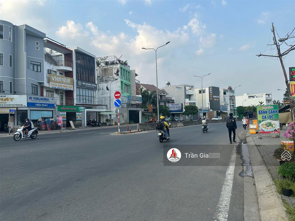 Bán nhà 4 tầng mặt tiền kinh doanh đường liên phường 6x20m=120m2 công nhận đủ. giá 19 tỷ