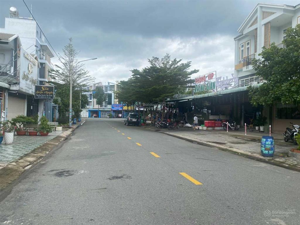 Cần tiền bán gấp lô đất sổ sẵn, khu đô thị mỹ phước 3  becamex, phường thới hòa, tp bến cát