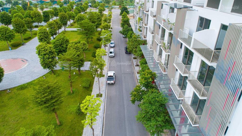 Cần chuyển nhượng căn 99,2m2, mt 6,2m gần bệnh viện oto đỗ cửa tiện kd, vp ở.  0965 855 ***
