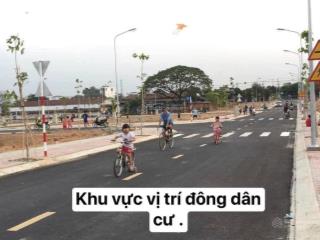 Bán đất nền khu đô thị làng đại học bình dương. mặt tiền đường dt.741. giá 800 triệu/nền