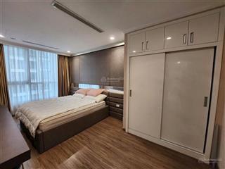 Bán căn hộ view đẹp tại vinhomes central park  6,3 tỷ vnd  82m2  2pn, 2wc