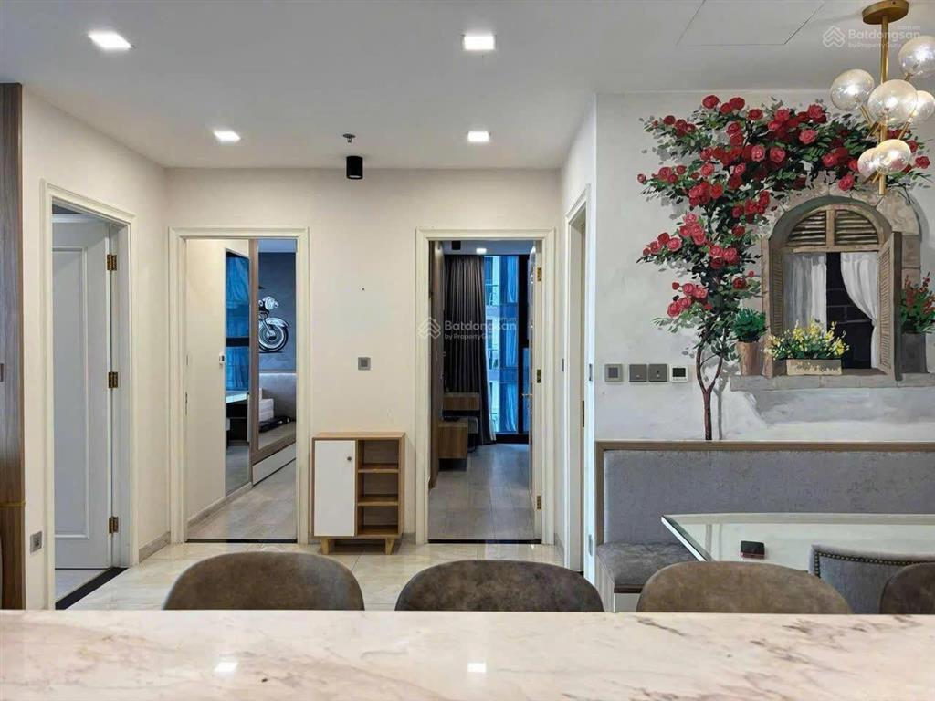 Chủ cần tiền bán gấp 3pn căn góc lux631.07 111m có sổ hồng đầy đủ nội thất bán nhanh 27tỷ bao thuế