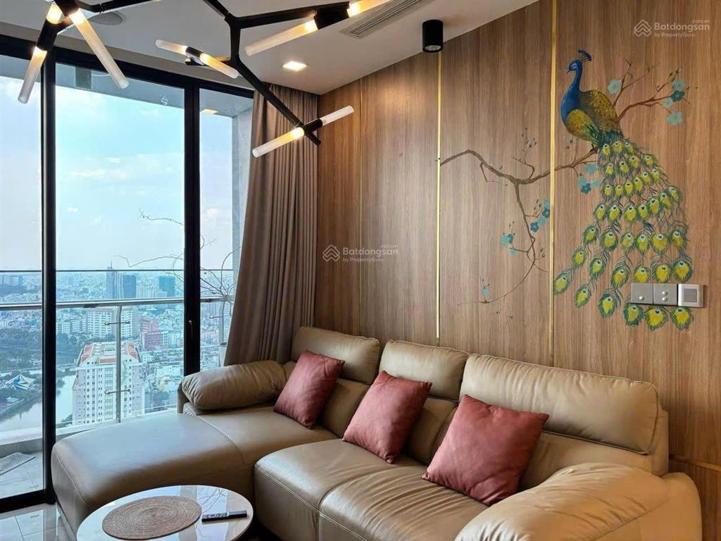 Chủ cần tiền bán gấp 3pn căn góc lux631.07 111m có sổ hồng đầy đủ nội thất bán nhanh 27tỷ bao thuế