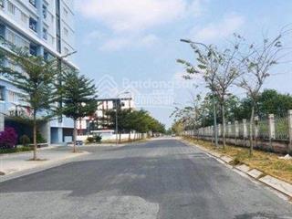 Bán 3.68 tỷ  85m2 đất ở, kdc phú hữu, giáp sông, chính chủ, sh, đường lớn