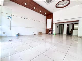 Cho thuê mặt bằngtrệt & lửng nhà phố mỹ hưng, 100m2, mặt tiền đ.nguyễn văn linh, q.7