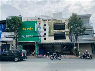 Bán mặt tiền phạm văn thuận 593m2 sacombank cũ, có khung tòa nhà sẵn xây dựng. kinh doanh tốt