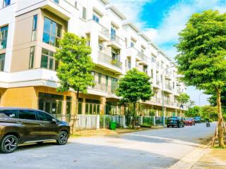 Bán gấp shophouse 4 tầng view 7 tòa chung cư centa diamond vsip giá tốt nhất