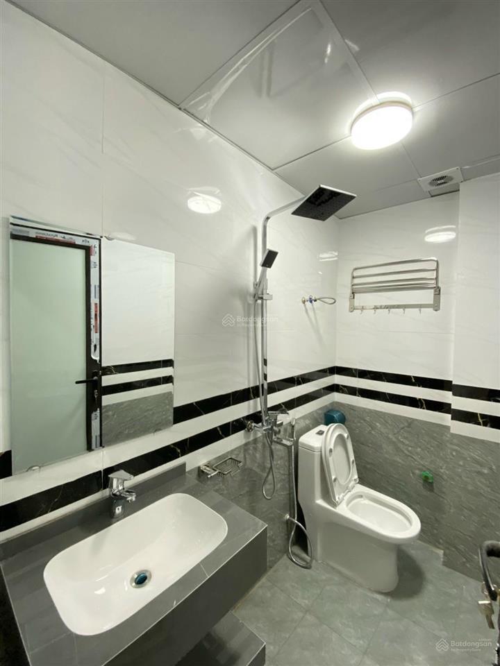 Bán nhà chính chủ tại ngọc hồi 47m2 x 4 tầng hơn 5 tỷ  0985 636 ***