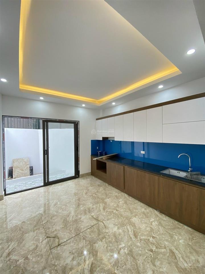 Bán nhà chính chủ tại ngọc hồi 47m2 x 4 tầng hơn 5 tỷ  0985 636 ***