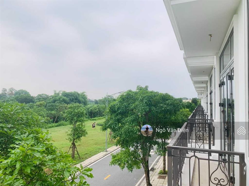 Bán căn view vườn hoa đã có sổ đỏ, giá đầu tư hấp dẫn  dự án calyx residence 319 đông anh