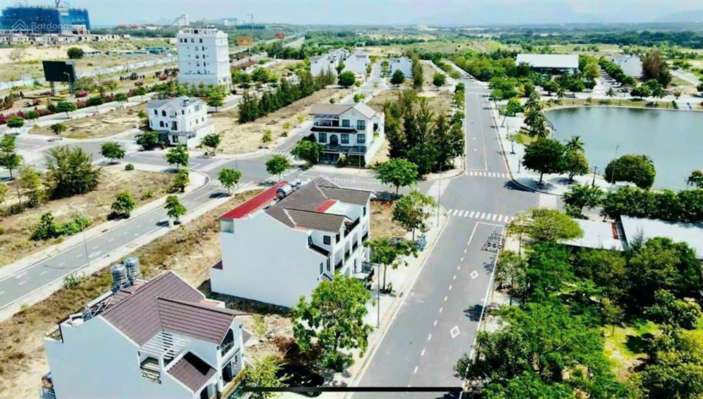 Bán golden bay, d1618 view trực diện công viên chỉ 26tr/m2 khu có sổ kí hđmb, gần tđc của vingroup