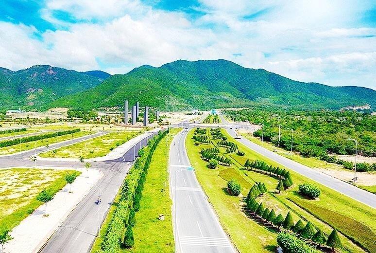 Bán golden bay, d1618 view trực diện công viên chỉ 26tr/m2 khu có sổ kí hđmb, gần tđc của vingroup
