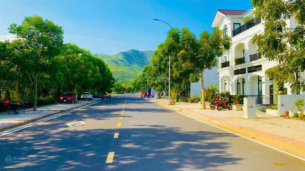 Bán golden bay, d1618 view trực diện công viên chỉ 26tr/m2 khu có sổ kí hđmb, gần tđc của vingroup