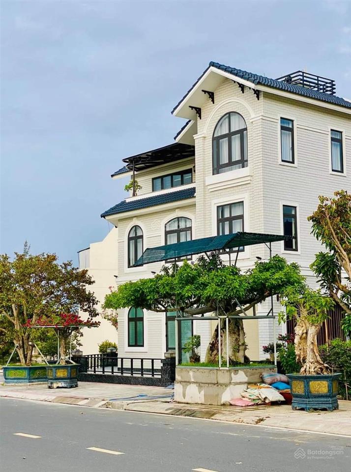 Bán golden bay, d1618 view trực diện công viên chỉ 26tr/m2 khu có sổ kí hđmb, gần tđc của vingroup