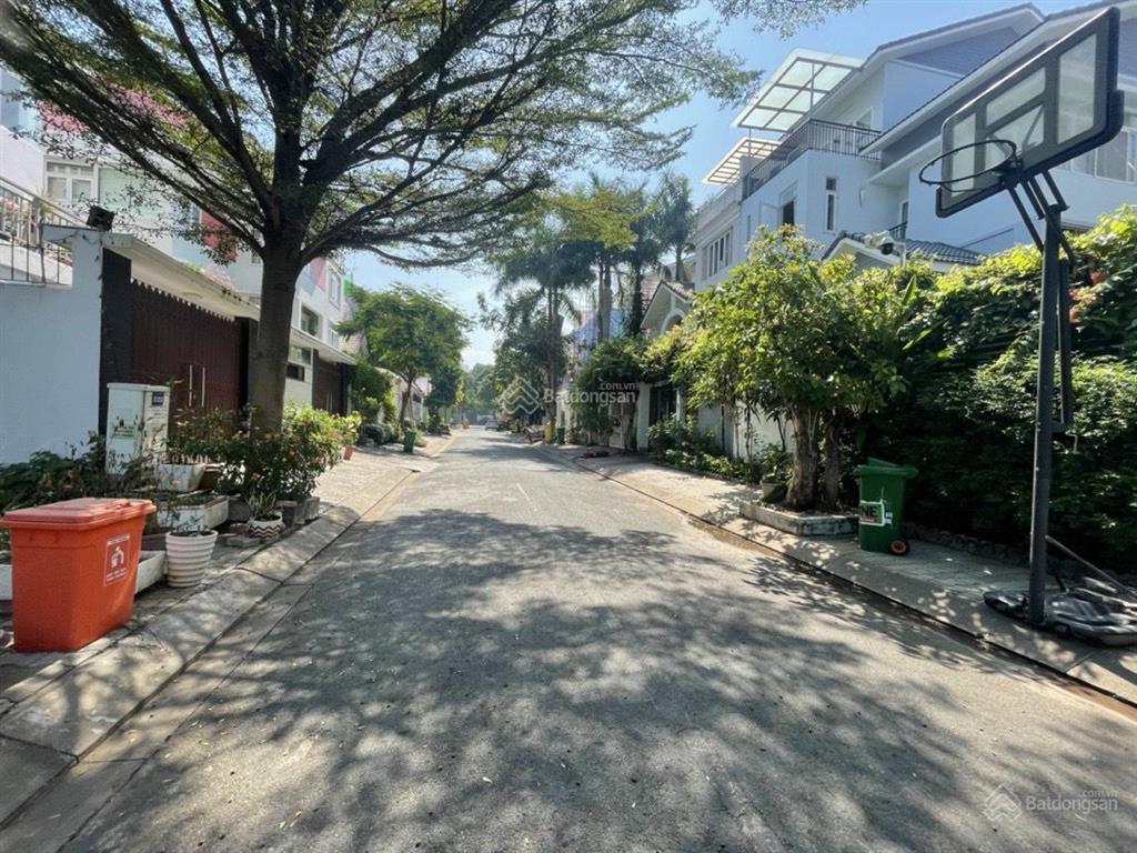 Rổ hàng chính chủ phú mỹ vạn phát hưng q.7  biệt thự & nhà phố 6x21m giá 17 tỷ, trệt lửng + 3 lầu