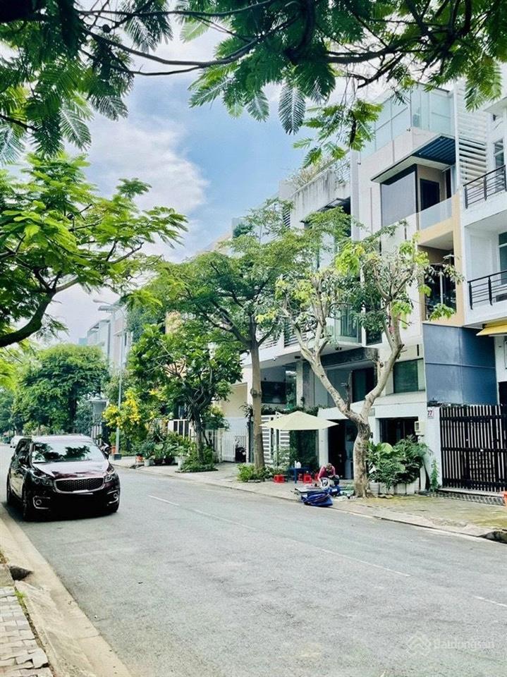 Rổ hàng chính chủ phú mỹ vạn phát hưng q.7  biệt thự & nhà phố 6x21m giá 17 tỷ, trệt lửng + 3 lầu