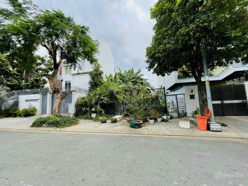 Rổ hàng chính chủ phú mỹ vạn phát hưng q.7  biệt thự & nhà phố 6x21m giá 17 tỷ, trệt lửng + 3 lầu