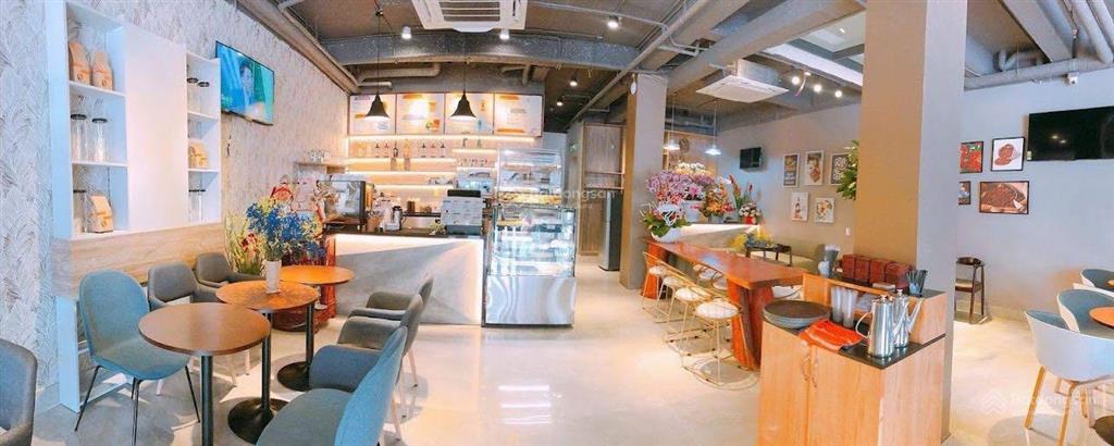 Bán tòa nhà 9tầng mặt tiền đường tại tp. vũng tàu. vị trí đẹp hiện đang kinh doanh ổn định 70 triệu