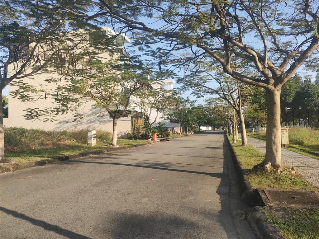 Tổng hợp giá bán đất nền lô góc 2,3 mặt tiền bình nguyên, 10 tỷ 5, 167,5m2, đẹp, tiện ích