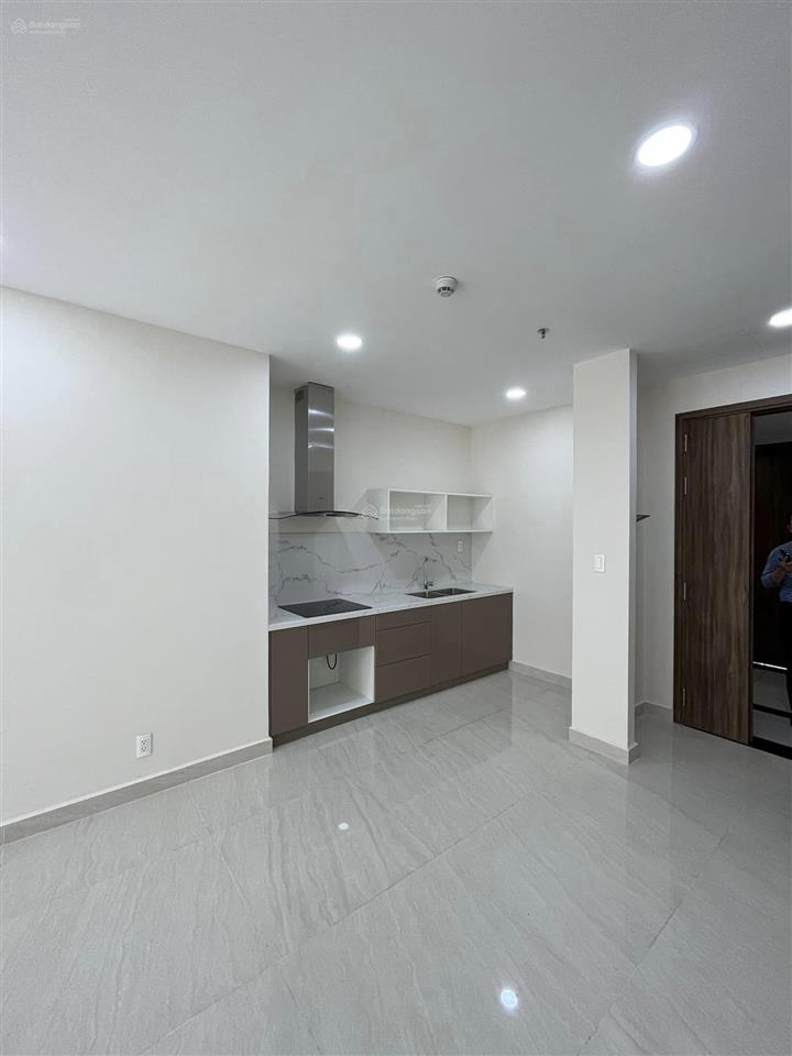 Bán cc 2pn, 1wc, 60m2 tại park legend hoàng văn thụ, 4,7 tỷ, tân bình 0932 834 ***