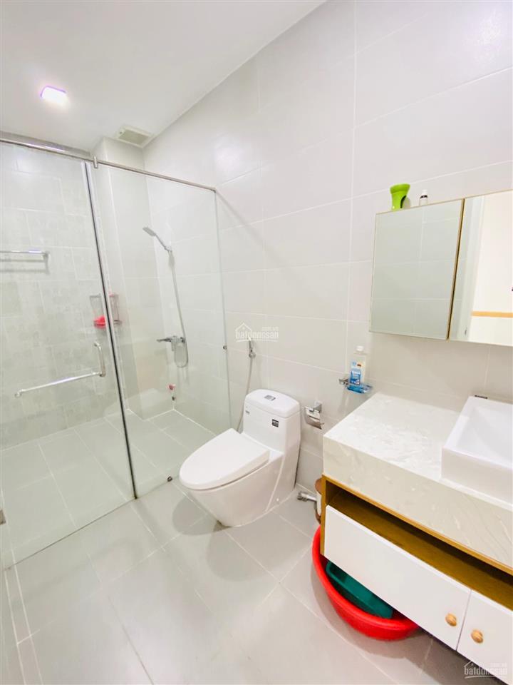 Bán gấp nhà mega village khang điền 5x19m,8.1tỷ, sổ hồng, sân vườn 0901 471 ***