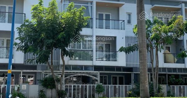 Nhà mega village 80m2 có nội thất đường 20m, 4pn 3wc, sổ hồng, hướng đón gió, 0908 119 ***