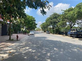 Cần bán gấp lô đất trong vòng nửa tháng  mặt phố Nguyễn Khiêm Ích thị trấn Trâu Quỳ 
