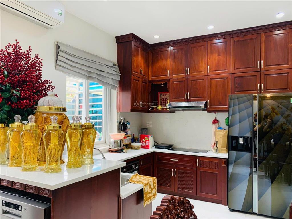 Nhà phố kdc park riverside 75m2 giá 10.310.5 tỷ nội thất cơ bản full nt  hương 0774 659 ***