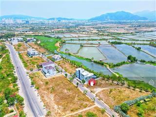 Bán lô biệt thự ven sông tắc vĩnh thái nha trang view trực diện sông rất đẹp giá chỉ 25 triệu/m2.