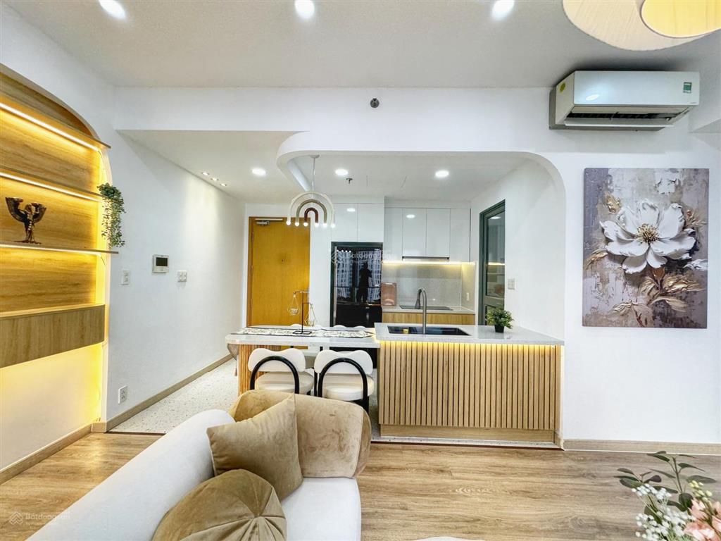 Bán căn hộ 2pn tháp 4, masteri thảo điền. em 0938 799 *** liêm