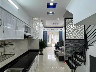 Cần bán nhà đường số 11, ngay aeon tân phú