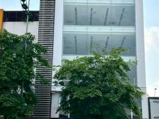 Tòa văn phòng 9 tầng mặt phố Nguyễn Văn Cừ 180m2, mặt tiền 15m, vỉa hè, lô góc, 500m sang phố cổ