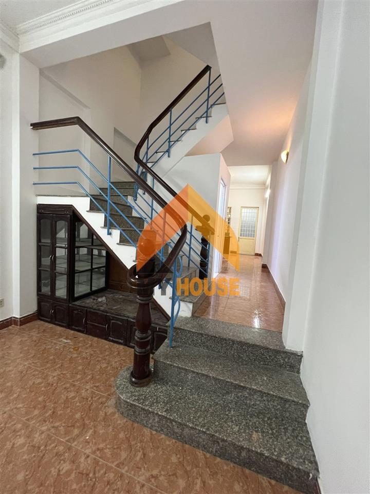 Nhà bé xinh trung tâm q2 đường trần não 4pn chỉ 19tr siêu rẻ