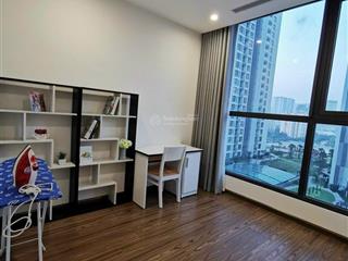 Chuyển nhượng căn hộ 2pn tầng trung bc tây nam tại dự án vinhomes west point