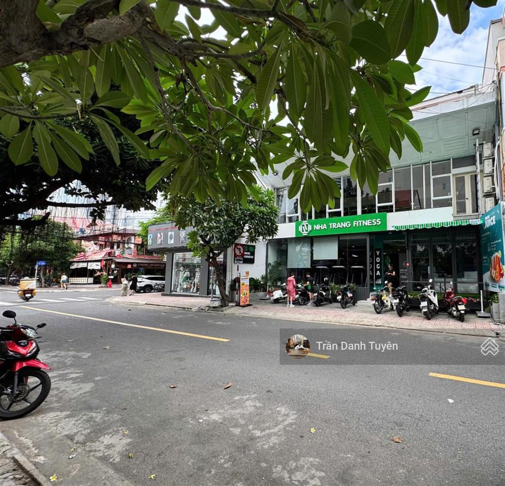 Bán nhà mặt tiền khu phố hàn tp. nha trang, đang có dòng tiền ổn định hàng tháng