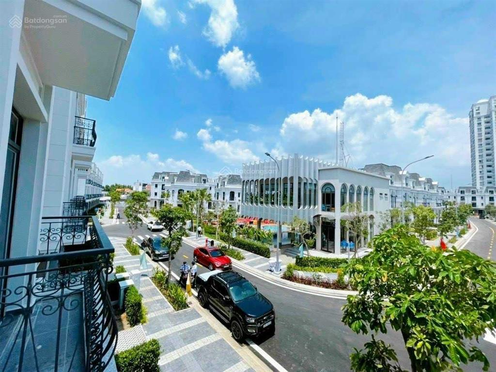 Bt đơn lập amelie villas phú mỹ hưng huỳnh tấn phát phú xuân  nhà bè giá tốt 25,5 tỷ