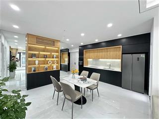 Căn hộ mới  thiết kế tone đen vàng hiện đại, nội thất siêu xịn