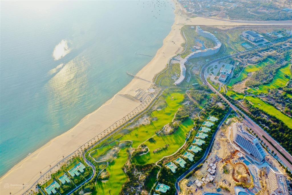 Chính chủ bán lô đất biển flc luxcity quy nhơn. giá 850tr (đất + móng) cách biển 700m