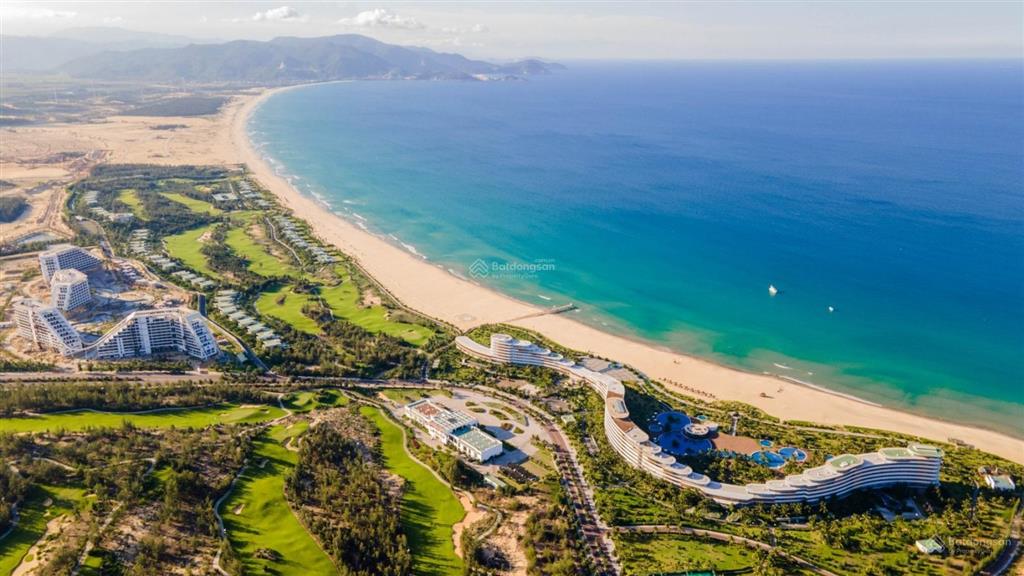 Chính chủ bán lô đất biển flc luxcity quy nhơn. giá 850tr (đất + móng) cách biển 700m