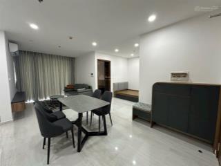 Cho thuê căn 1pn + 60m2 full nội thất, tầng cao view ngoại khu