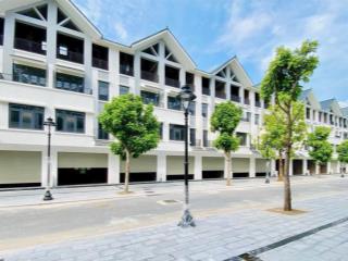 Bán nhà liền kề tại hinode royal park, lk12 đường 12m giá 15.2tỷ (cả nhà và đất )