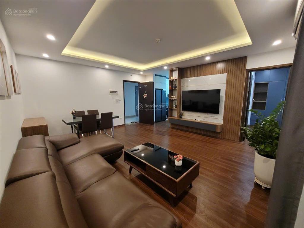 Em chung enter cư dân cho thuê căn hộ flc phạm hùng 2pn full nội thất giá tốt