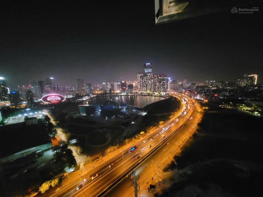 Em chung enter cư dân cho thuê căn hộ flc phạm hùng 2pn full nội thất giá tốt