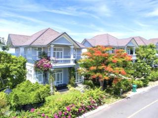 Chính chủ bán sea links villa khu seaview gần biển nhất