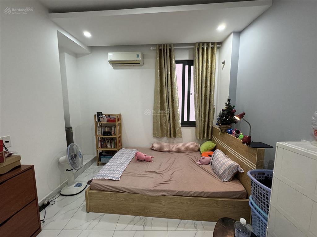 3 lầu (3,8x14=53,2m công nhận đủ) có 6phòng dịch vụ vip thu nhập 40 tr/th cầm bá thước cạnh pxlong