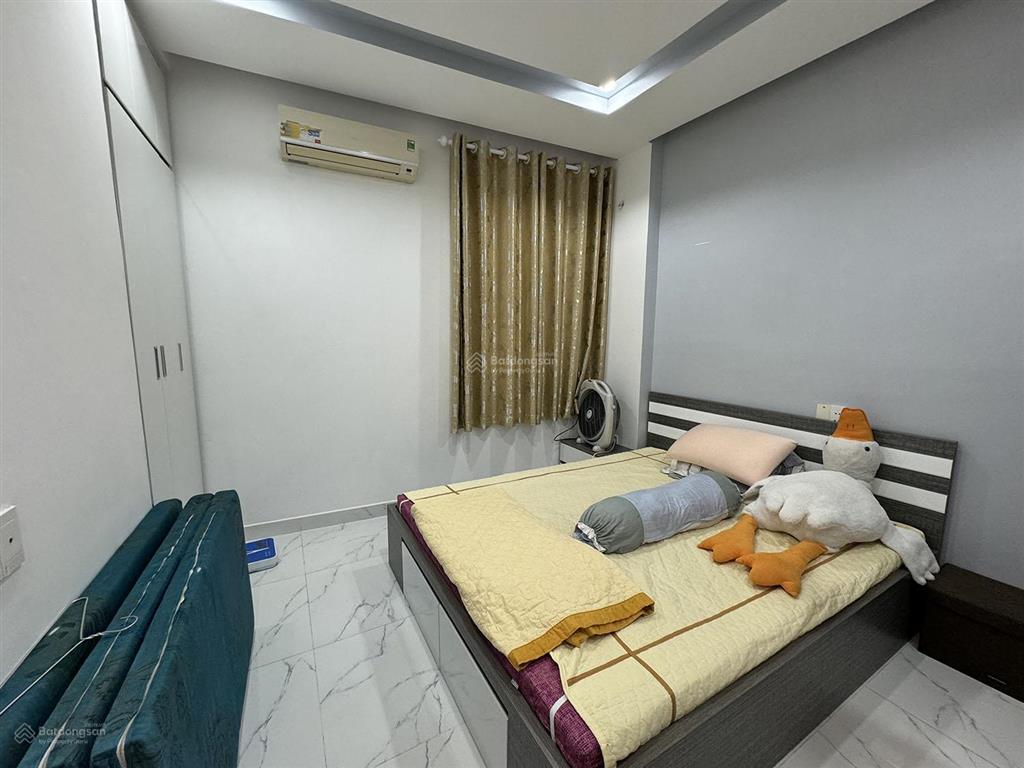 3 lầu (3,8x14=53,2m công nhận đủ) có 6phòng dịch vụ vip thu nhập 40 tr/th cầm bá thước cạnh pxlong