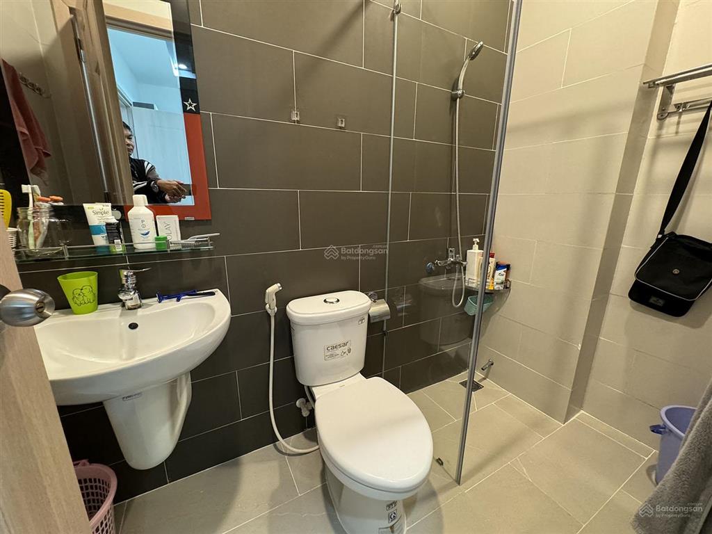 3 lầu (3,8x14=53,2m công nhận đủ) có 6phòng dịch vụ vip thu nhập 40 tr/th cầm bá thước cạnh pxlong