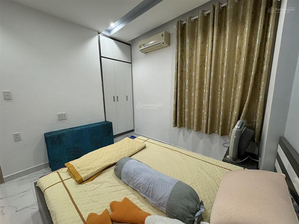 3 lầu (3,8x14=53,2m công nhận đủ) có 6phòng dịch vụ vip thu nhập 40 tr/th cầm bá thước cạnh pxlong