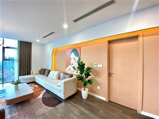 Cho thuê chung cư discovery complex, 155m2, 3 phòng ngủ 2wc đầy đủ nội thất. giá 24tr/tháng